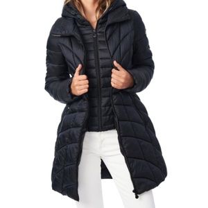 BERNARDO Mixed Quilted Ecoplume Packable Hooded Puffer Jacket, Black, Medium